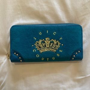 Juicy Couture Vintage Teal and Gold Zip Up Wallet